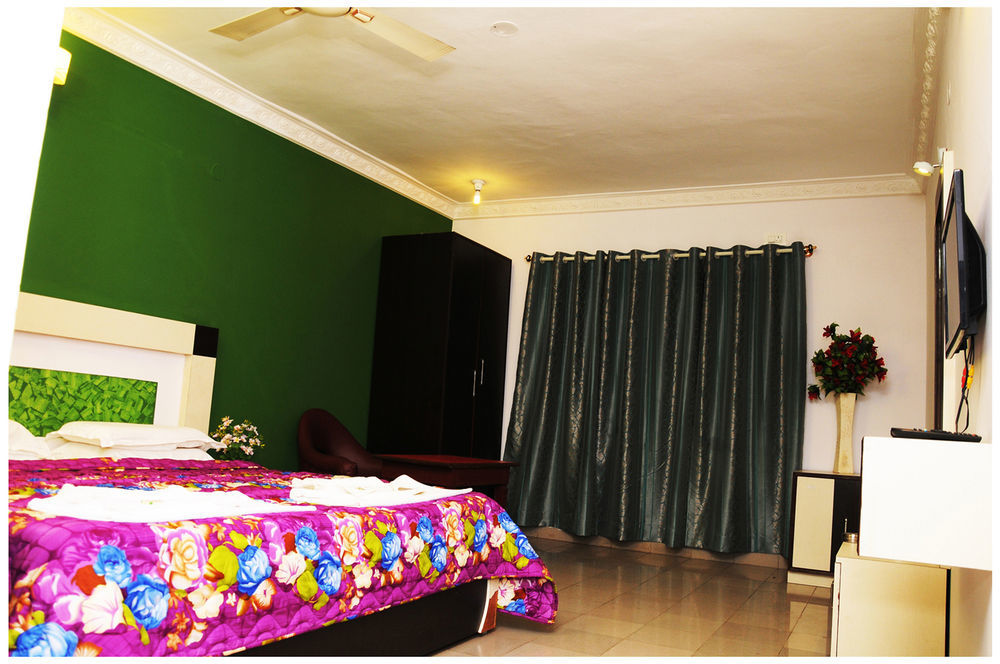 Luciya International Mysore Exterior photo